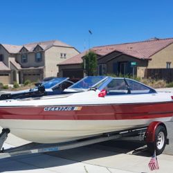 Bayliner Capri 5.0 Cobra Motor