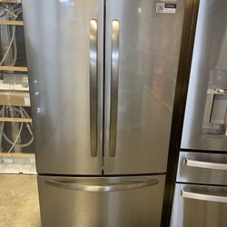 Frigidaire  FRFG1723AV 32 Inch Counter-Depth French Door Refrigerator