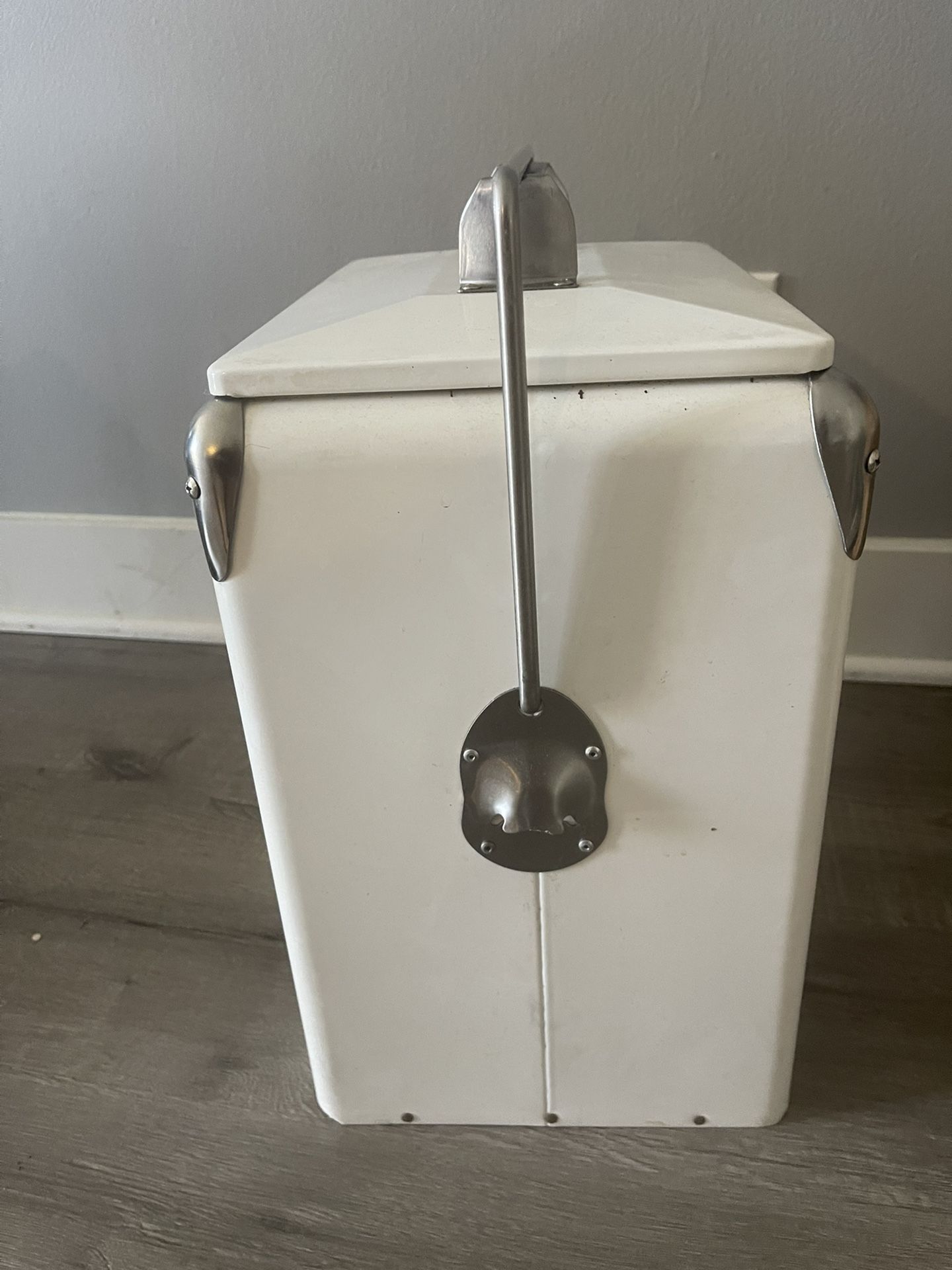 Peroni Retro Cooler