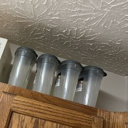 Storage containers (4) 