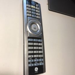 General Electric Universal Remote Control