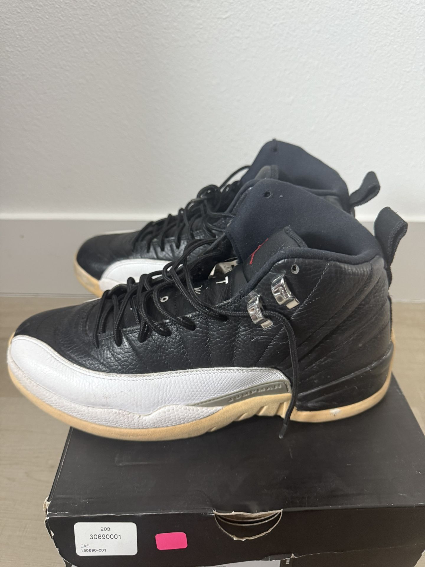 Air Jordan 12 Retro Playoffs 2012 Sz 9.5