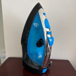 Sunbeam Steam Master Iron with Anti Drip Technology GCSBCL-202