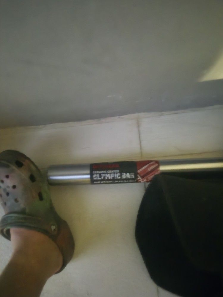 Weight Bars
ETHOS 7' Olympic Barbell