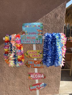 Luau Party Decoration