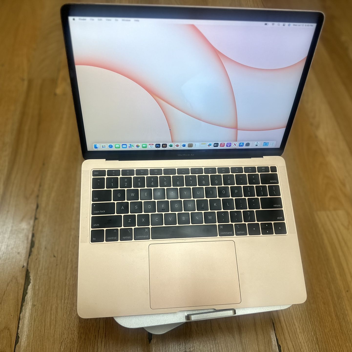 MacBook Air 2018 Intel Core i5 8 Gb Memory Ram 128 Gb Ssd 