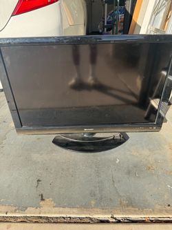 42” Sharp Aquos TV