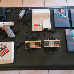Nintendo Nes Top Loader Console Bundle 