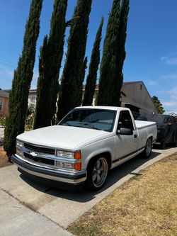 1997 Chevy Silverado READ DESCRIPTION