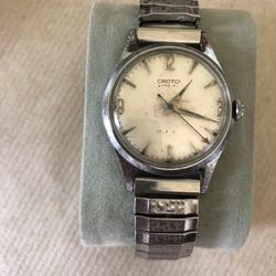 Vintage Croton 17 Juvels Swiss Made Works Good Hand Wind 