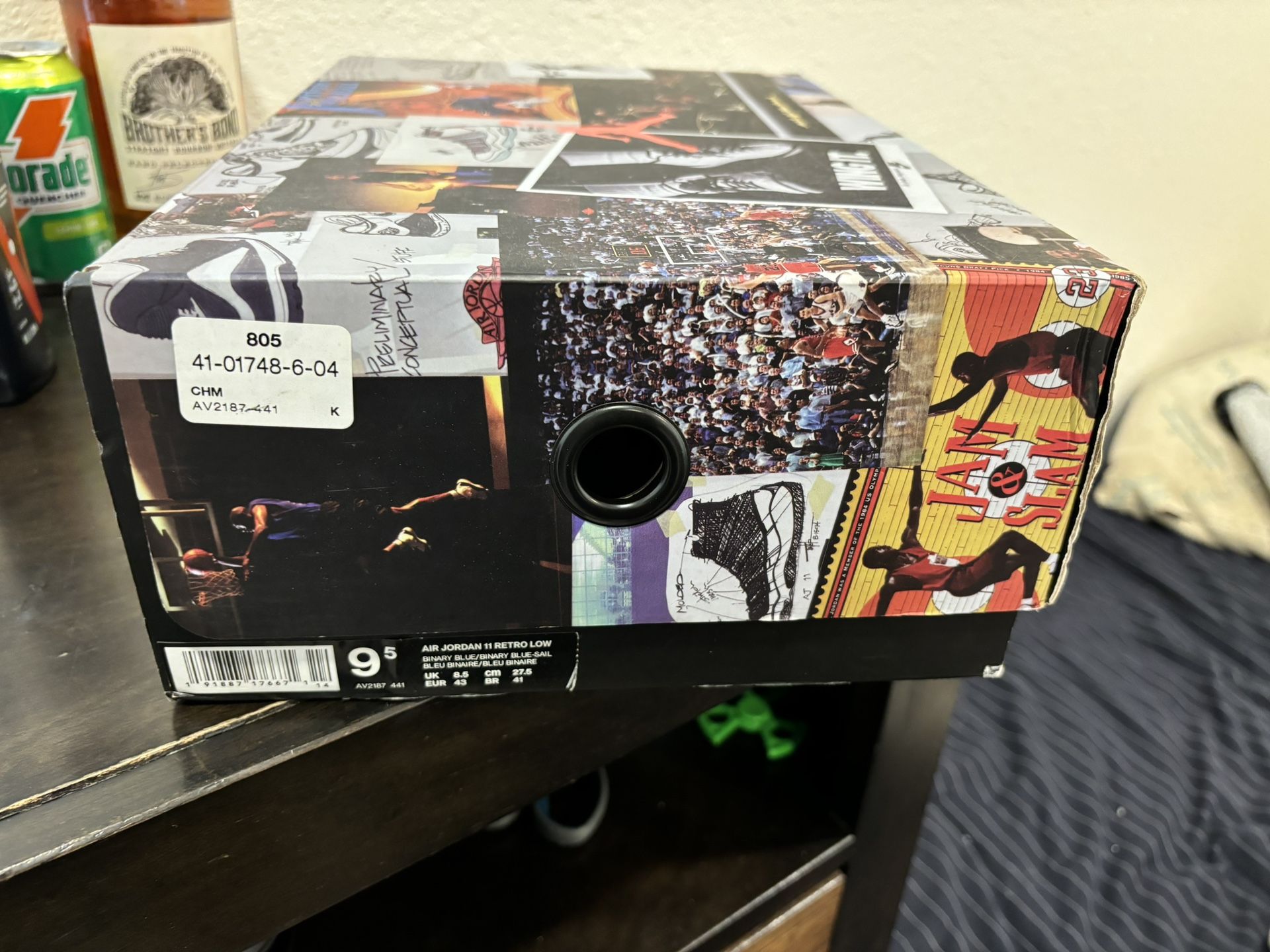 Jordan 11 Low Derek Jeter