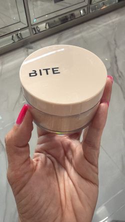 Bite setting powder new no box