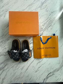 Lv Woman/unisex Slides