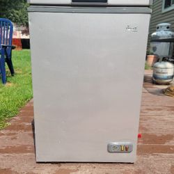 Chest Freezer 
