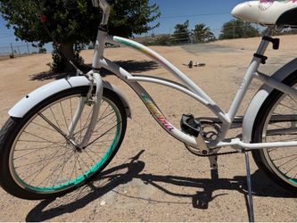 Electra Lux 3 beach cruiser