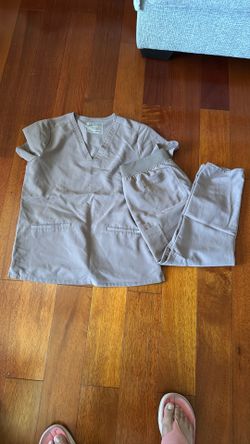 Figs Smokey Taupe
