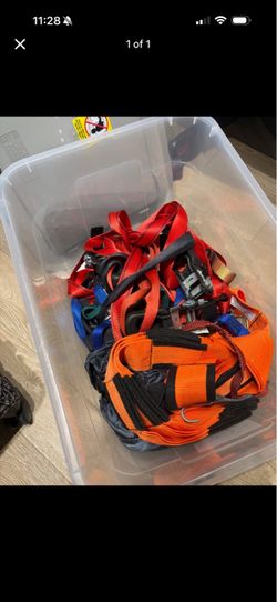 Random car straps