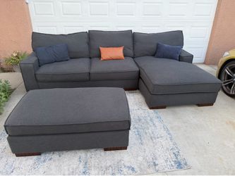Ashley Furniture Like New Sectional w/ Storage Ottoman – 10ft x 7ft 10in