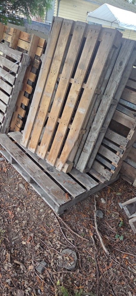 Free Pallets