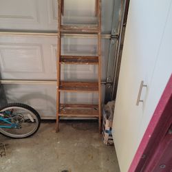 Ladder 6 or 7 Ft Tall