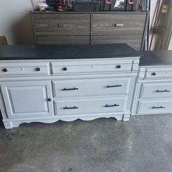 DRESSER AND NIGHTSTAND  DELIVERY AVAILABLE 🚚🚚🚚