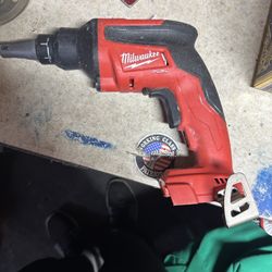 Milwaukee M18 Sheetrock Gun