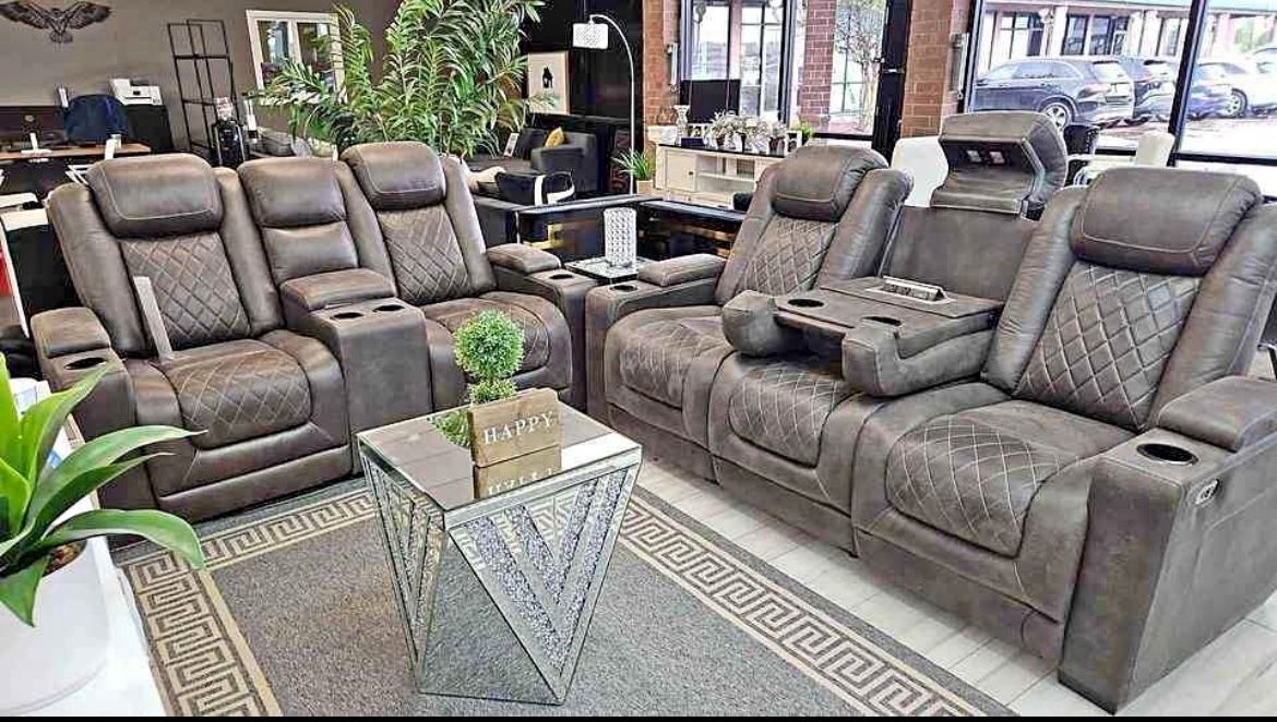 Leather Couch , Recliner , Cup holder 