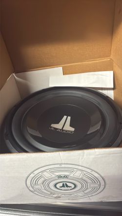 JL audio 12w3v3 speakers