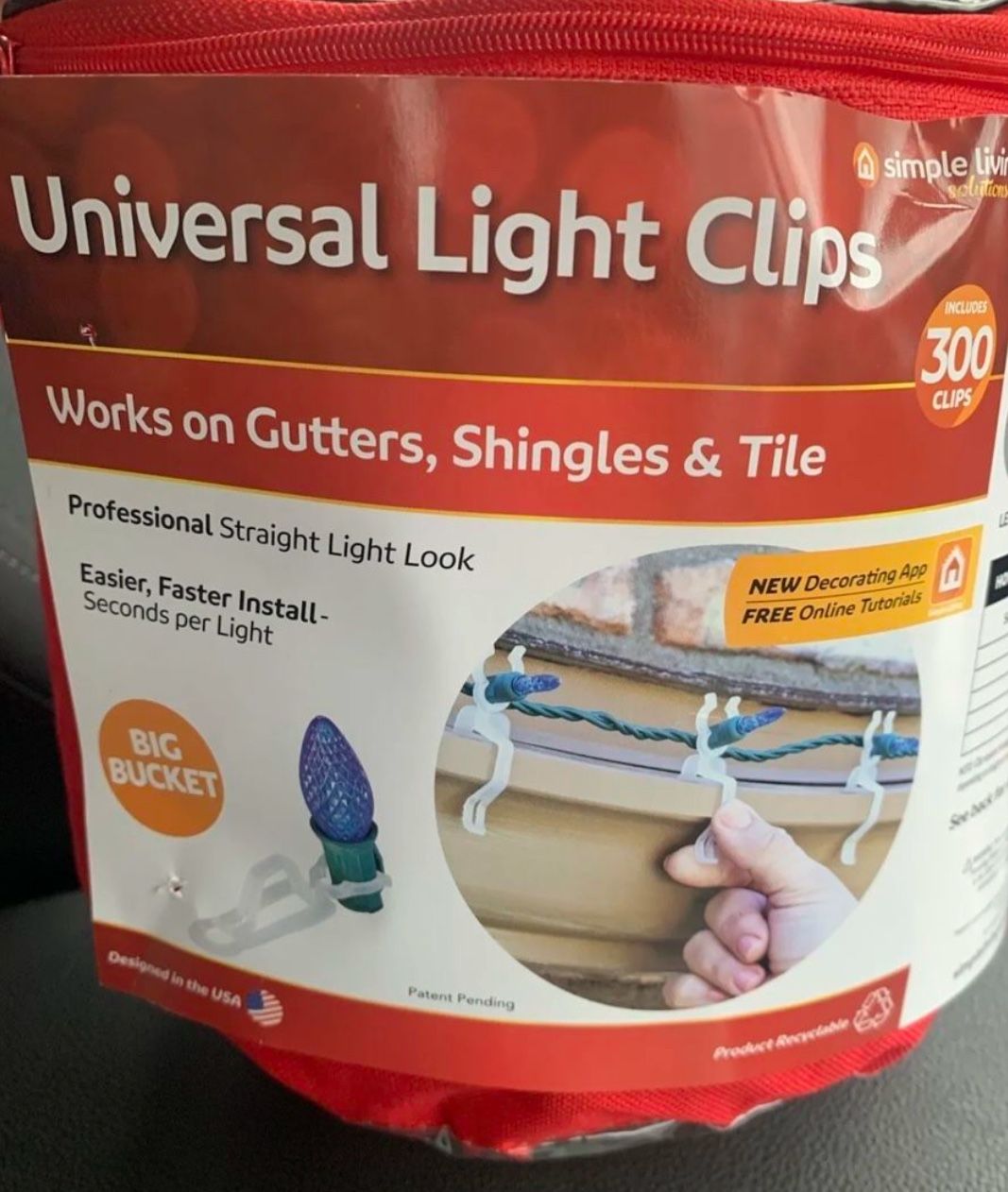 NEW SIMPLE LIVING Universal 300 Christmas Light Clips