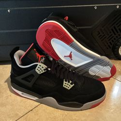 Nike Air Jordan 4 Retro