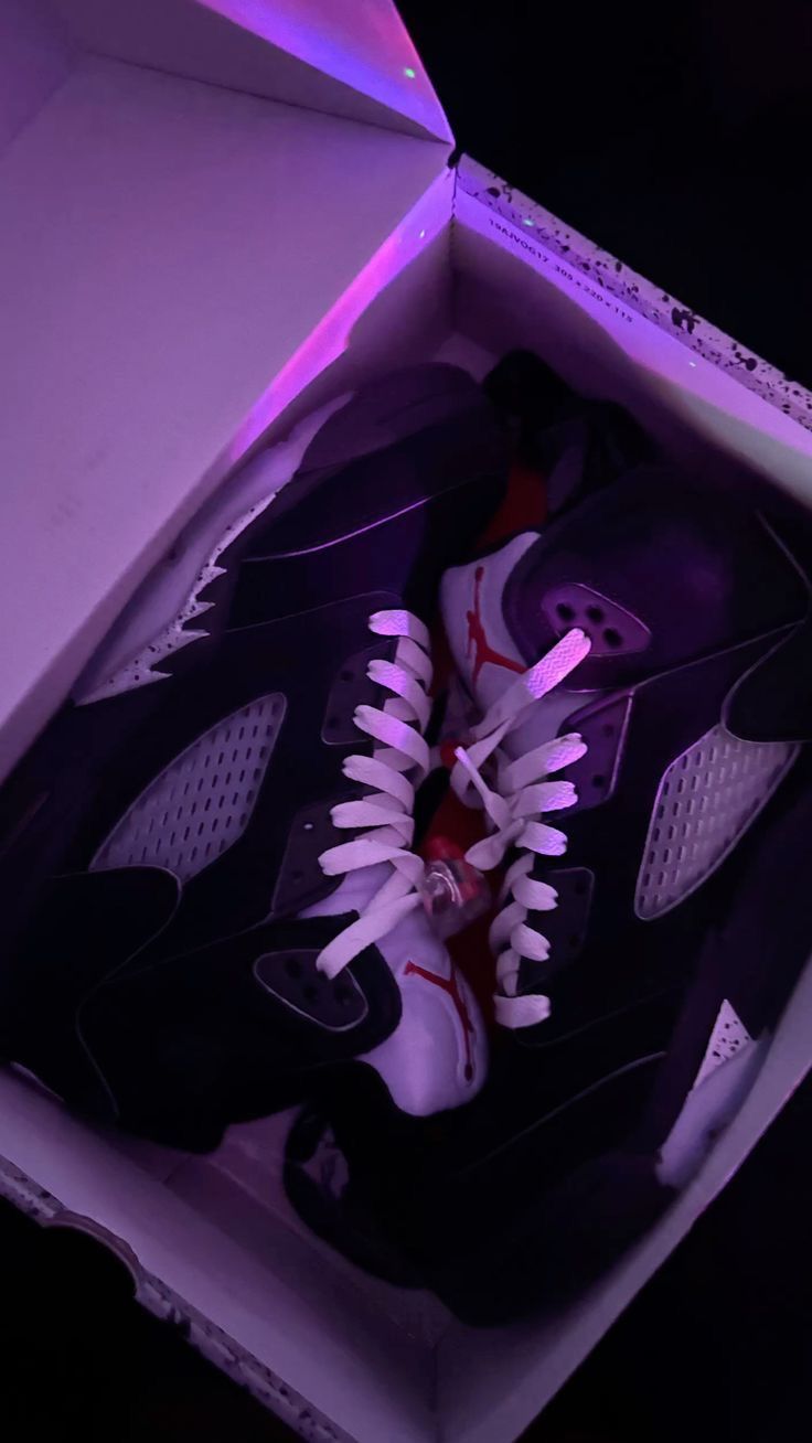 Jordan 5 Retro OG Black Metalic