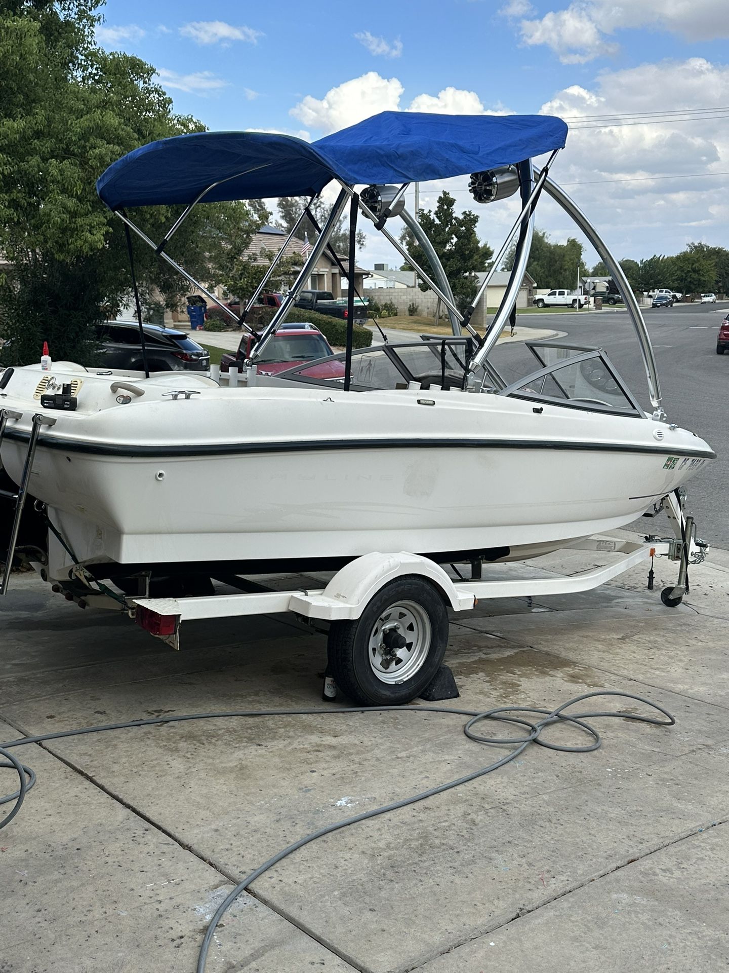 2005 Bayliner 175