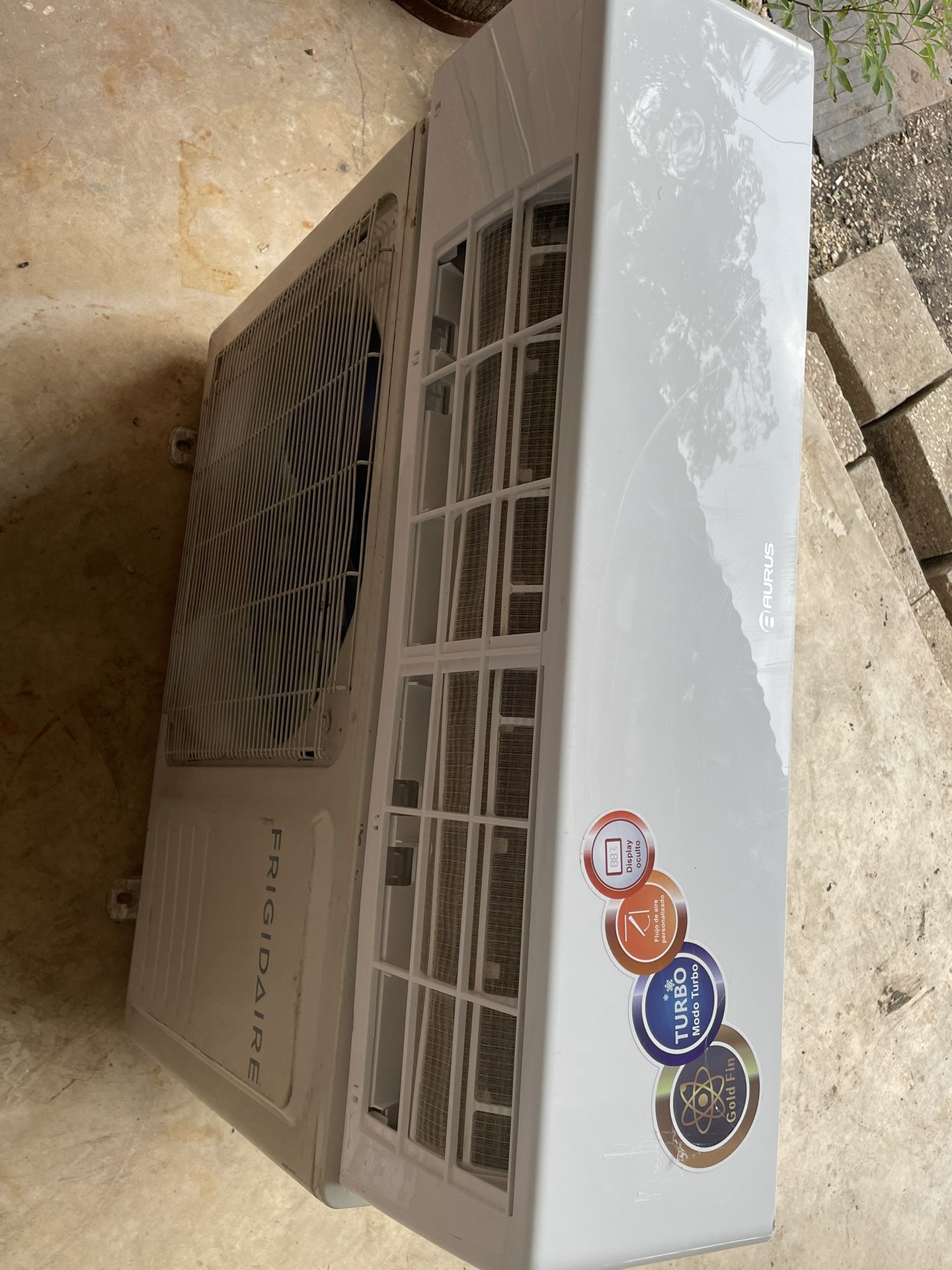 Frigidaire Split Ac for Sale in San Antonio, TX OfferUp