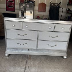 Dresser with mirror