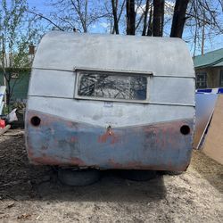 SHASTA TRAILER CLASSIC 1959,NO NEED TITTLE,LESS THAN 2,000 POUNDS.