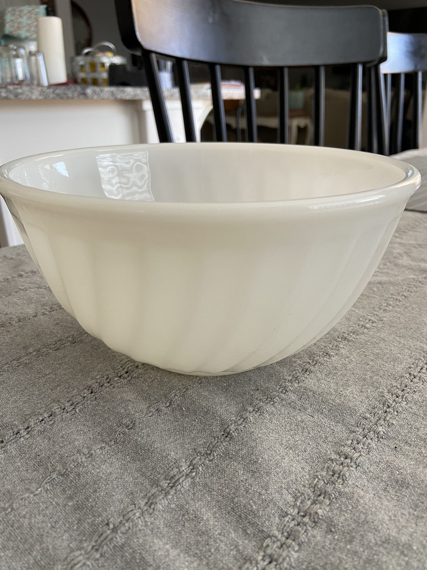 Vintage Fire King Mixing Bowl Swirl Pattern. 8”