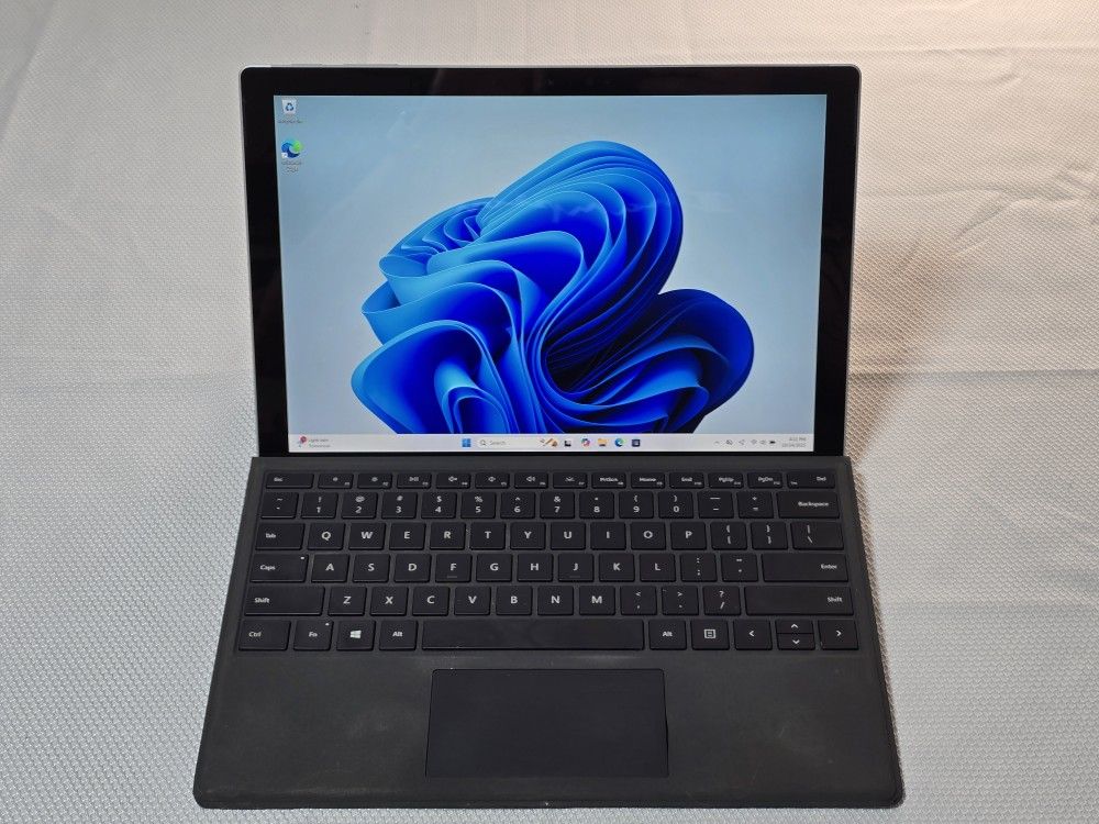 Microsoft Surface Pro 7+