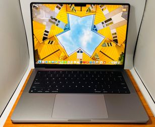 Apple MacBook Pro 14” 2023 M3 8GB 512GB SSD Fully Functional Like New