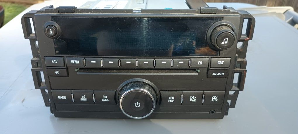 Stock GM Car AM/FM/CD/Bluetooth Stereo