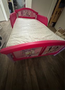Toddlers bed