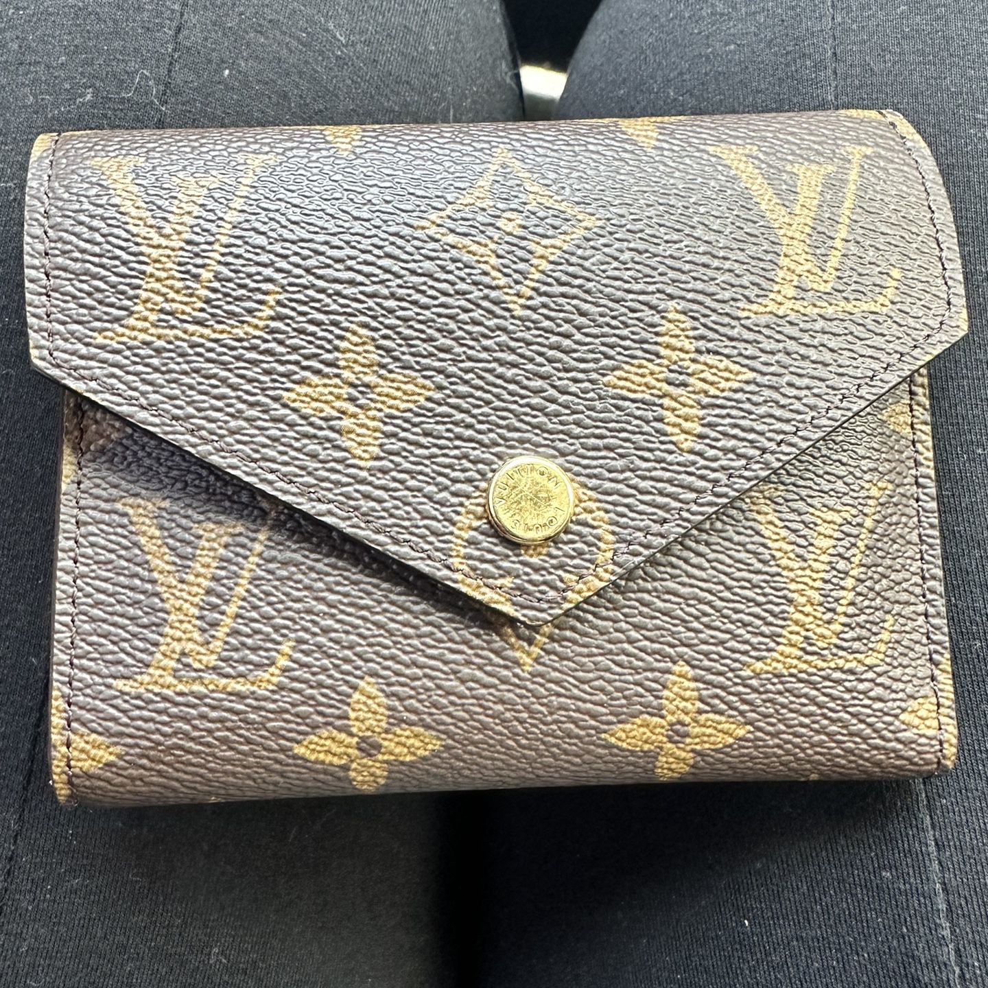Louis Vuitton Authentic Victorine Wallet for Sale in Tracy, CA - OfferUp
