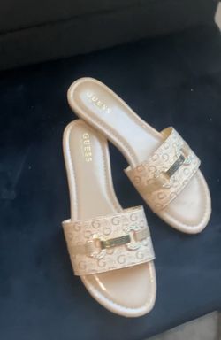 Guess sandals