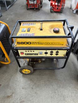 Champion Generator - 6800 Starting / 5500 Running Watts