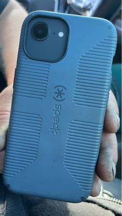 iPhone 16e
