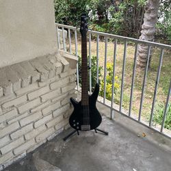 Left Handed Bass Guitar 5 String And Guitar Stand 