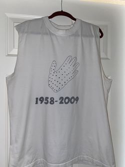 In memory of the king of Pop the legendary Michael Jackson famous palm print tee shirt with Swarovski stones