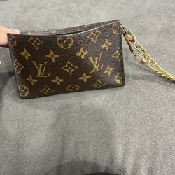 Authentic Lv