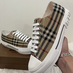 Burberry Shoes 