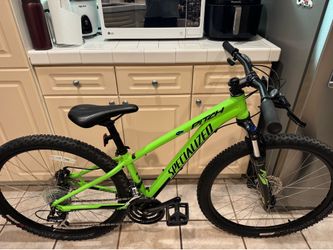 Specialized Pitch aluminum mountain bicycle