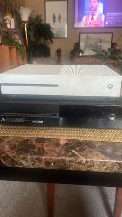 Xbox 1 and 1s